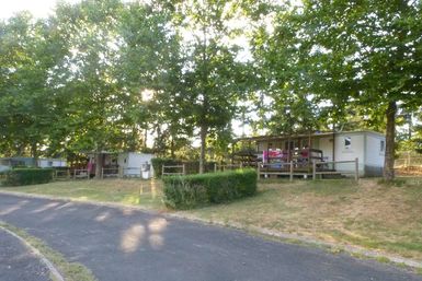 Vue de l'intérieur du Camping du Chillou